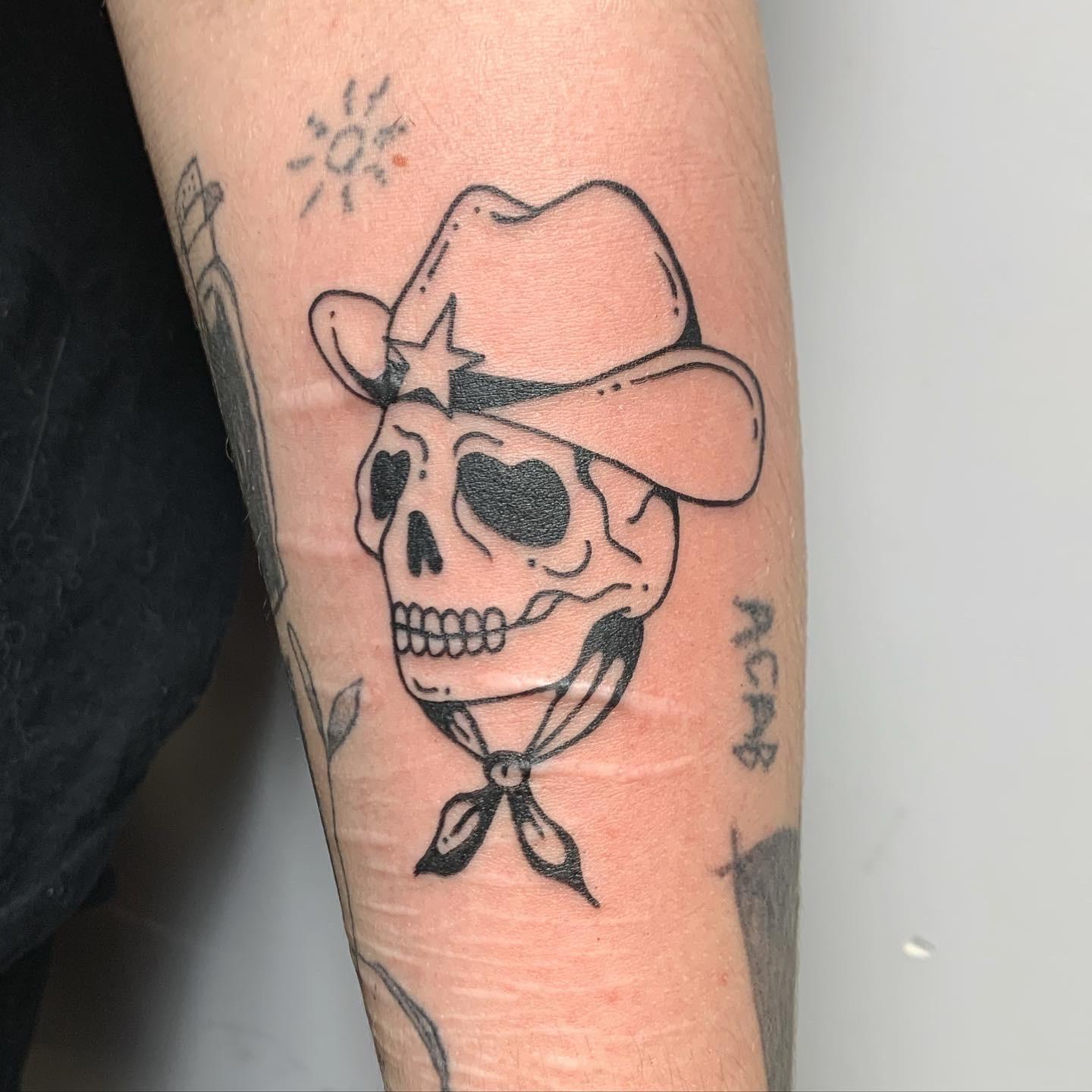 Inksearch tattoo Mniejsza Połowa