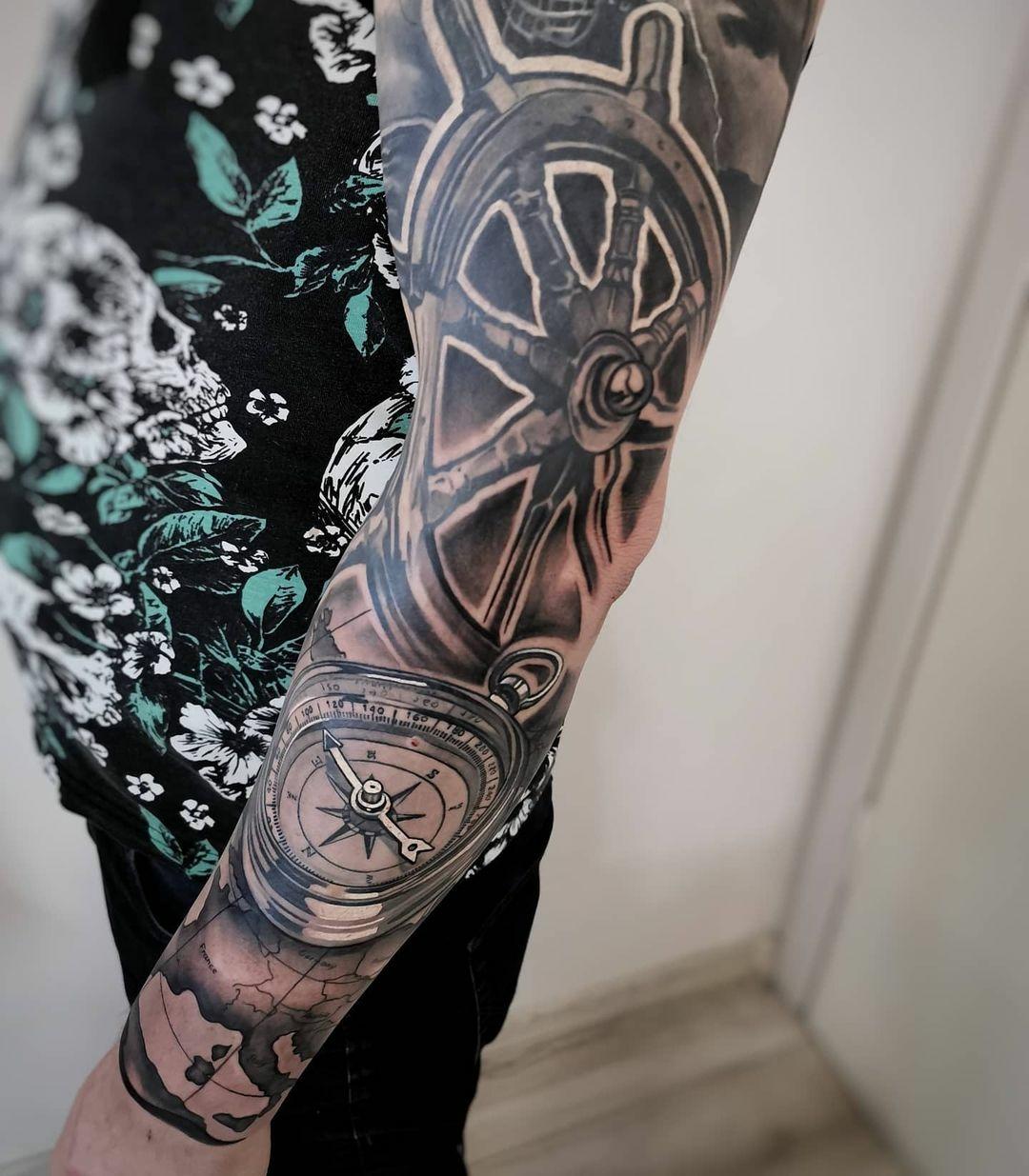 Inksearch tattoo Daniel Kapala