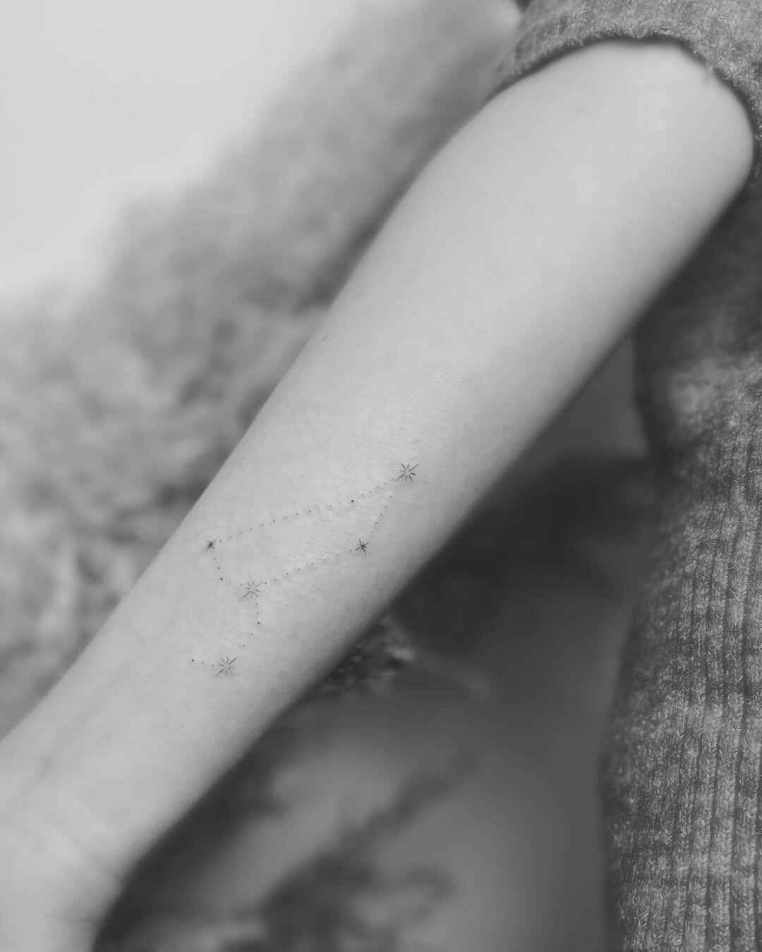 Inksearch tattoo mesandraws.tattoo