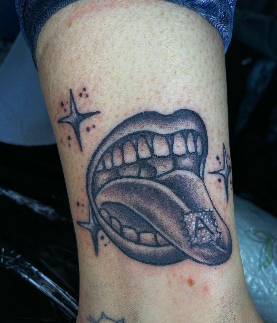 Inksearch tattoo Agahtattooer