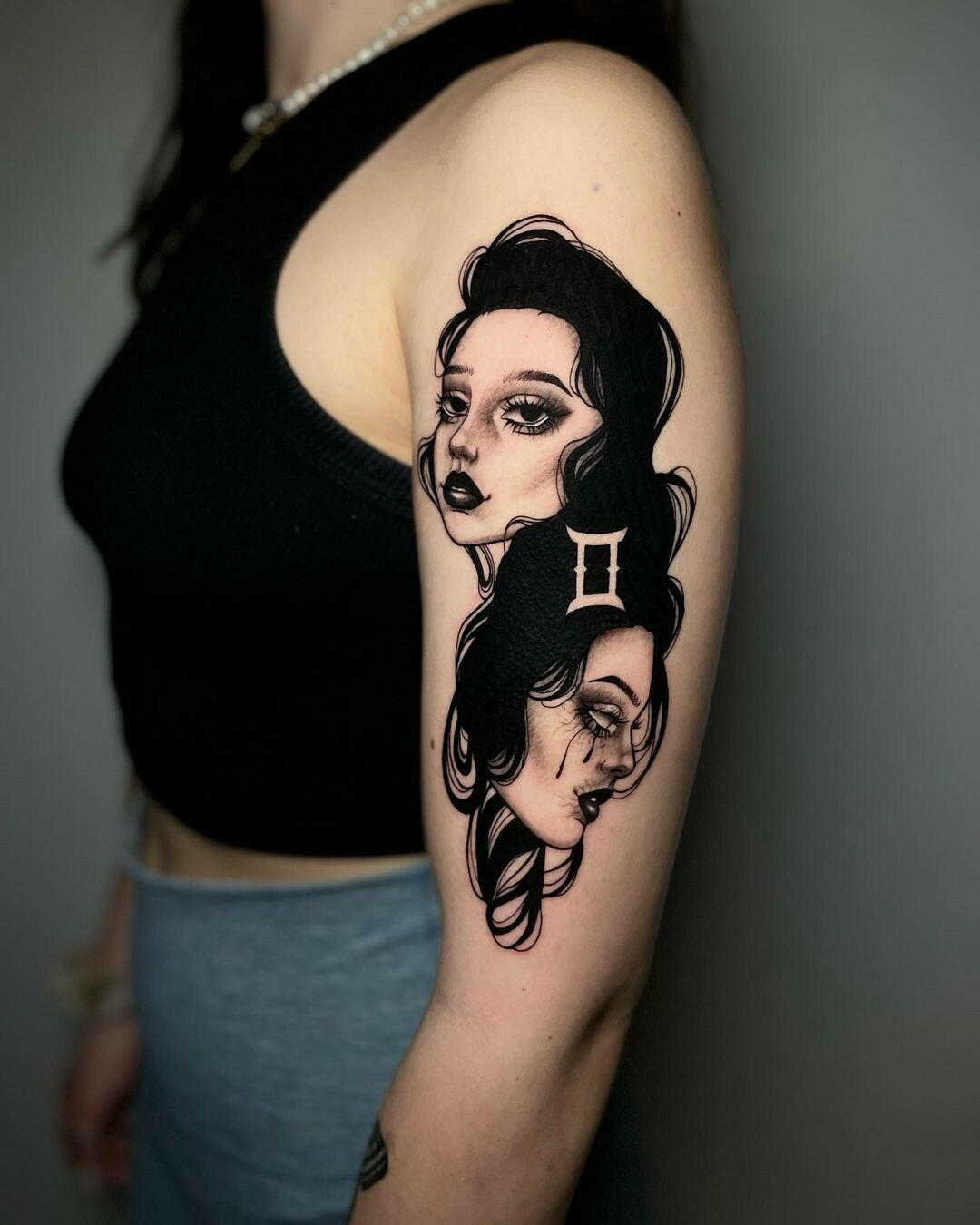 Inksearch tattoo Modliszka Studio Tatuażu