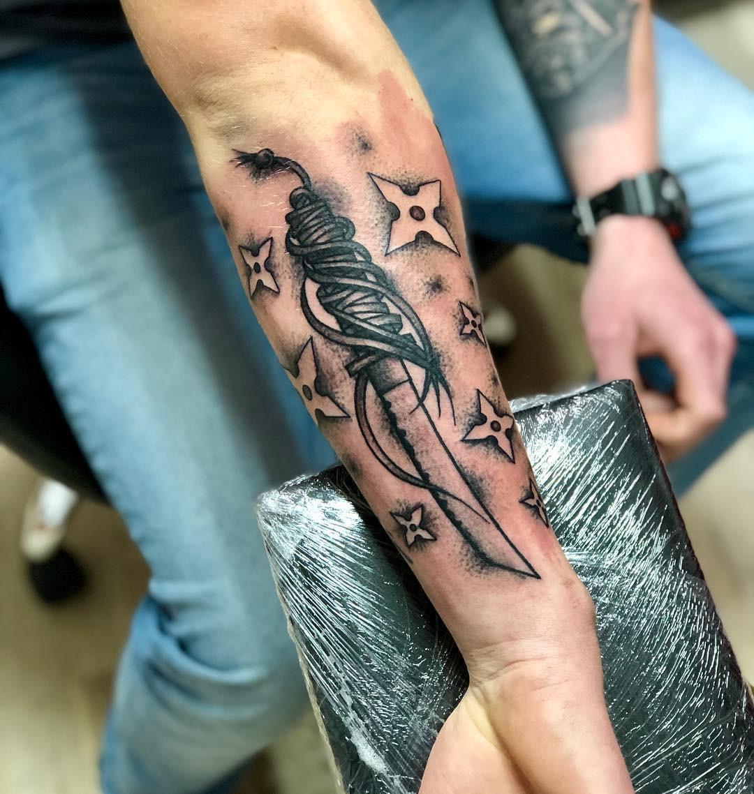 Inksearch tattoo Mariusz - Komodo Tattoo