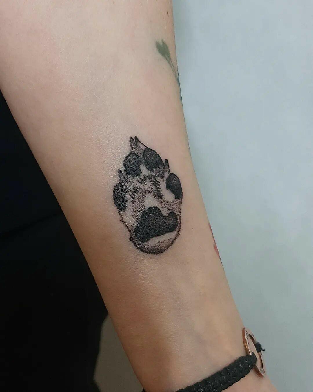 Inksearch tattoo Forsycja_tattoo