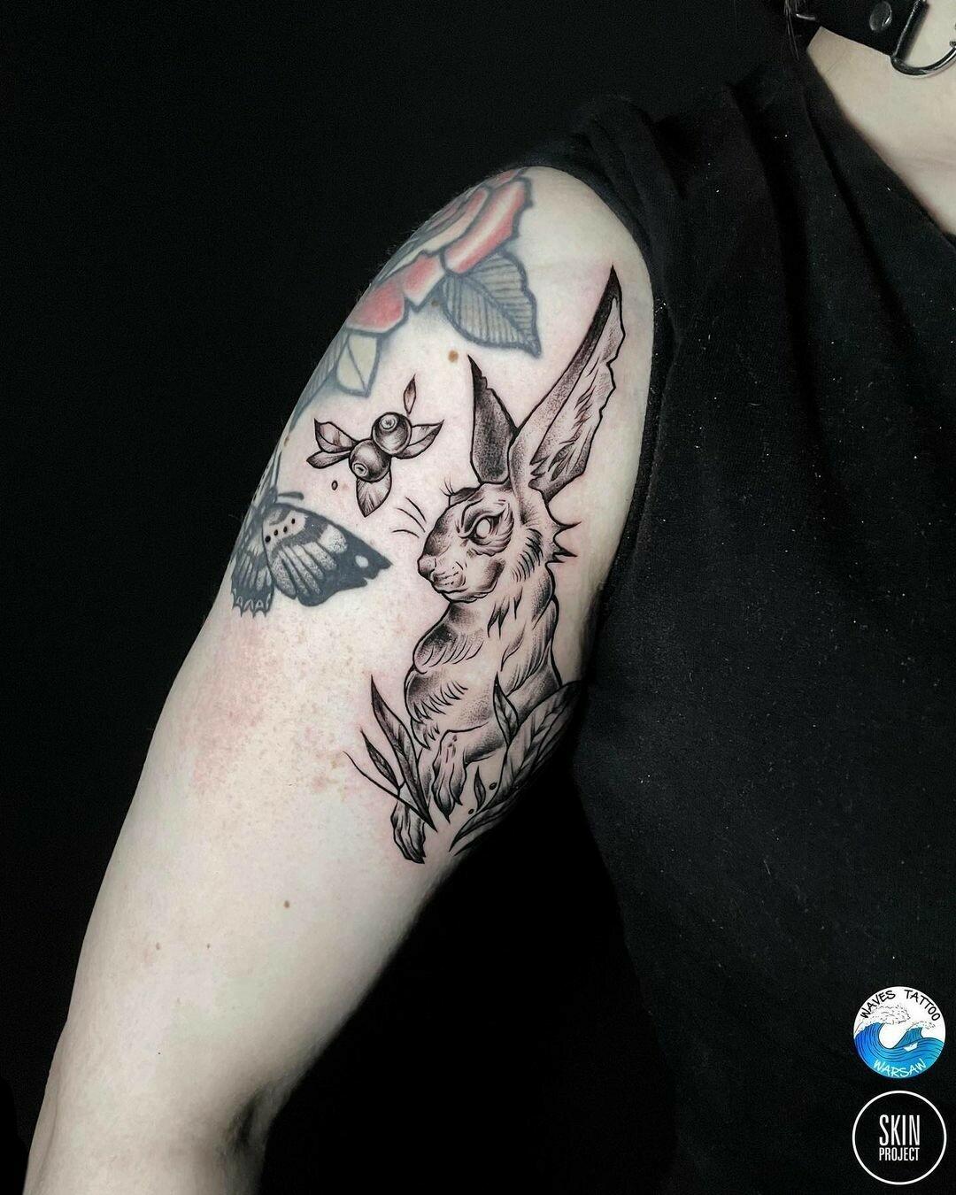 Inksearch tattoo Waves Tattoo Warsaw
