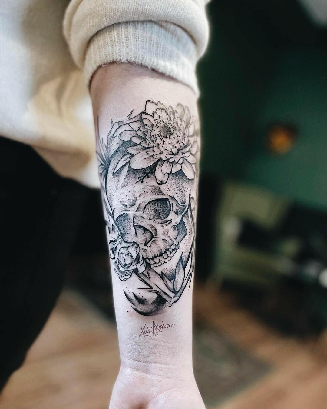 Inksearch tattoo Kuharska