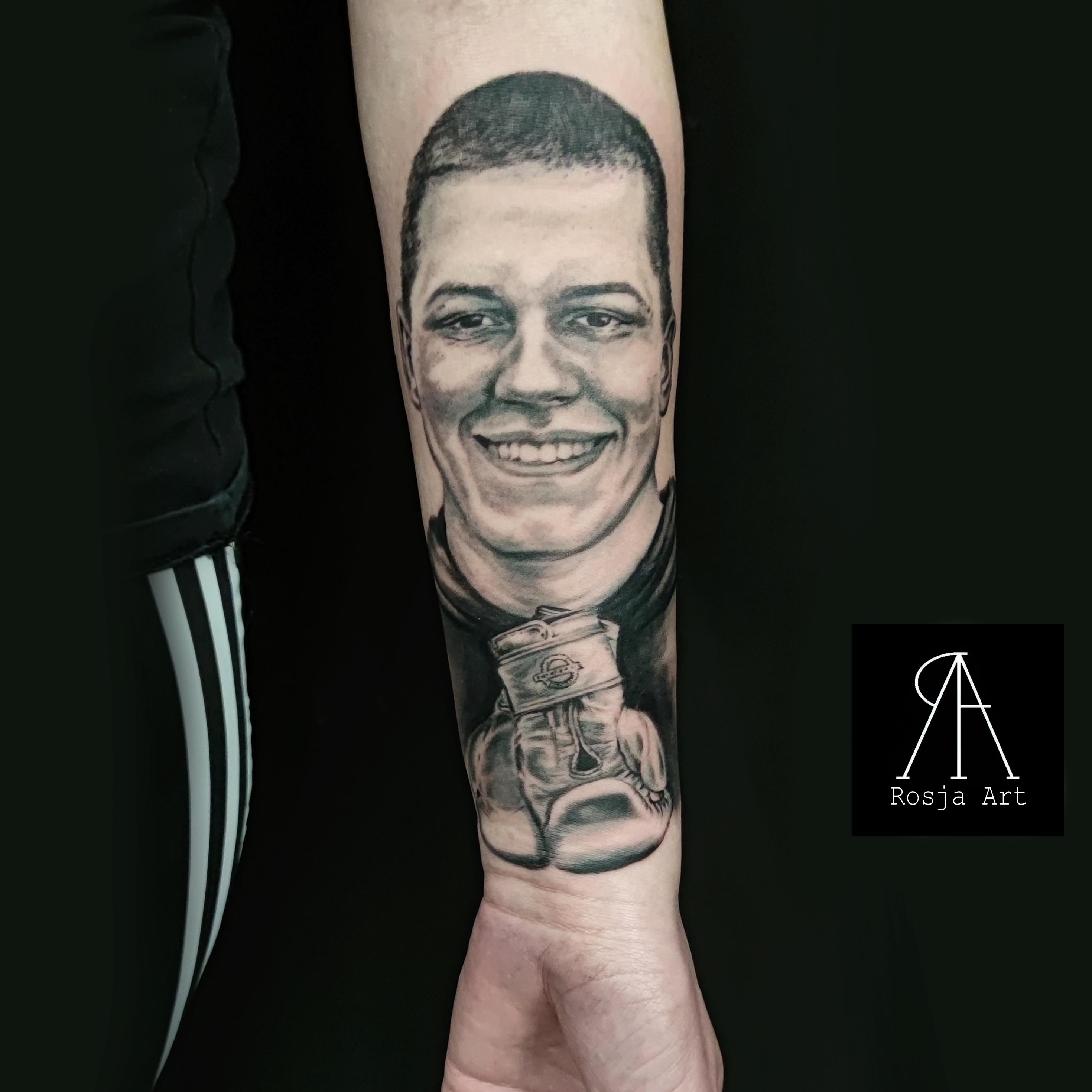 Inksearch tattoo Rosja Art Tattoo