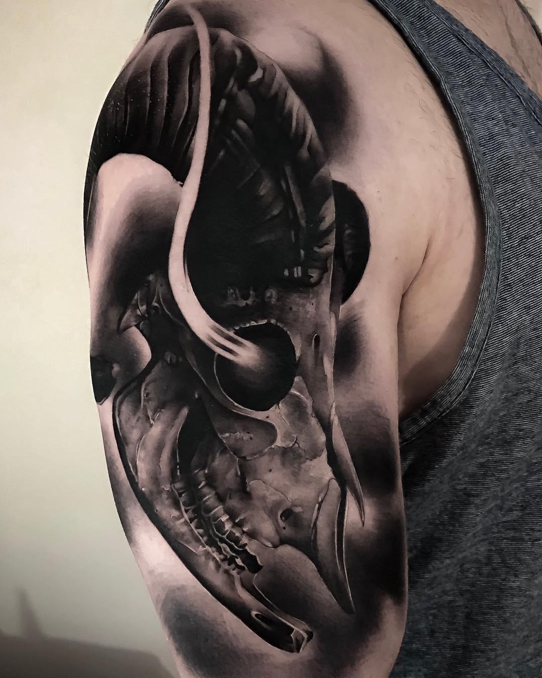 Inksearch tattoo Artem Skrypal