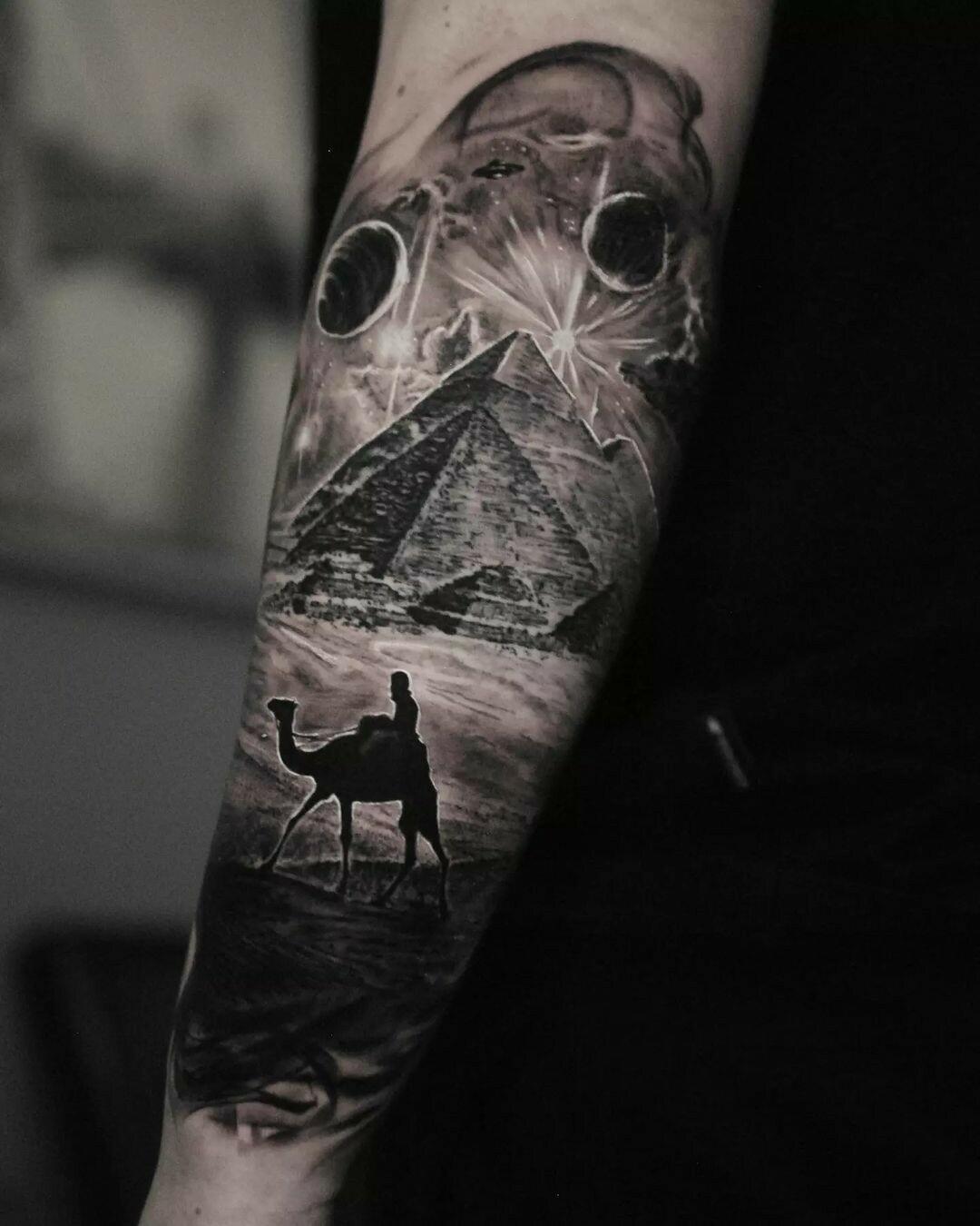 Inksearch tattoo Marcin Nencek Grey eye Tattoo