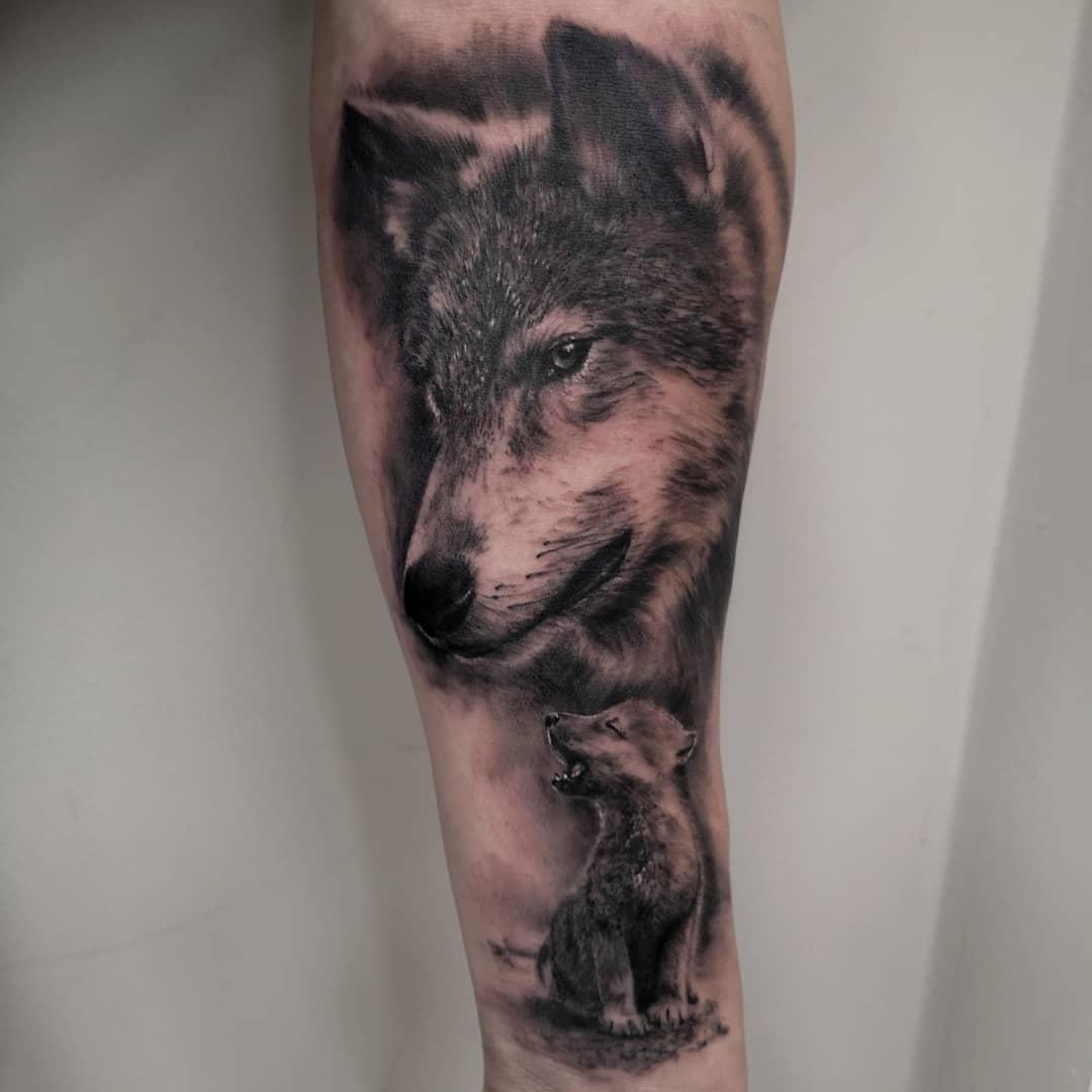 Inksearch tattoo Tomasz Saint Kardasz