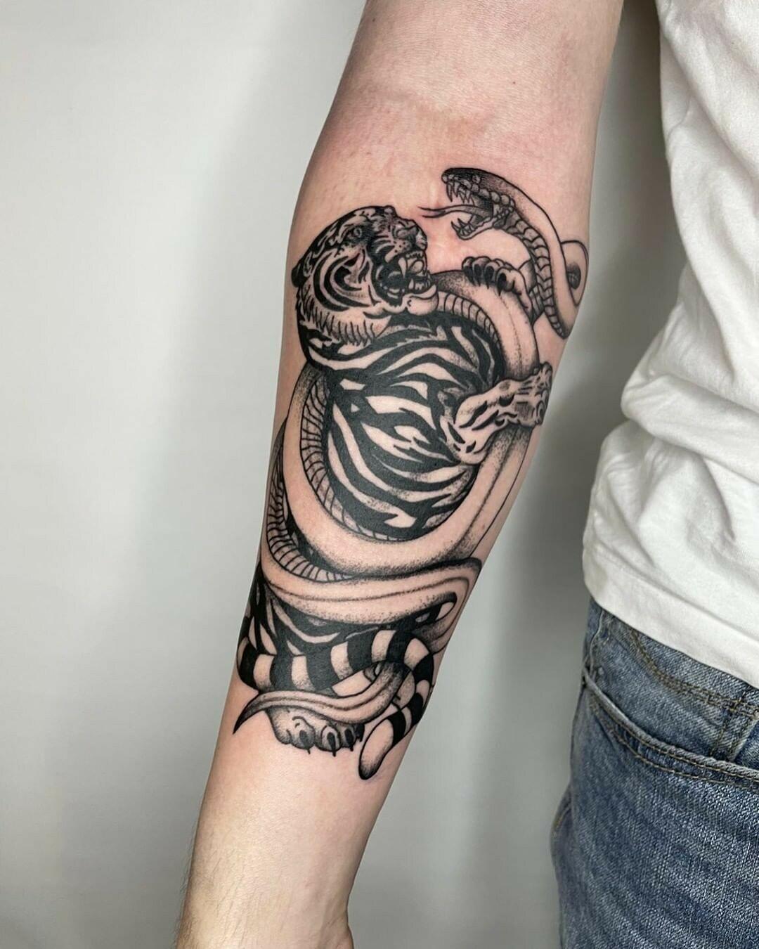 Inksearch tattoo Black Cats Tattoo