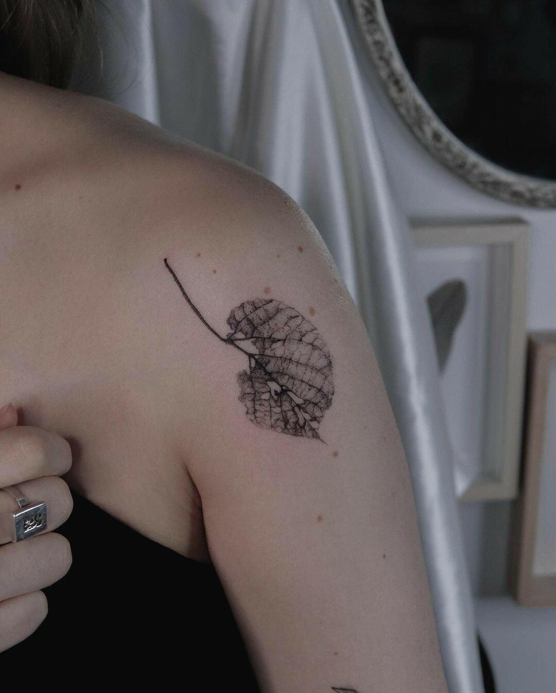 Inksearch tattoo Joasia Luna