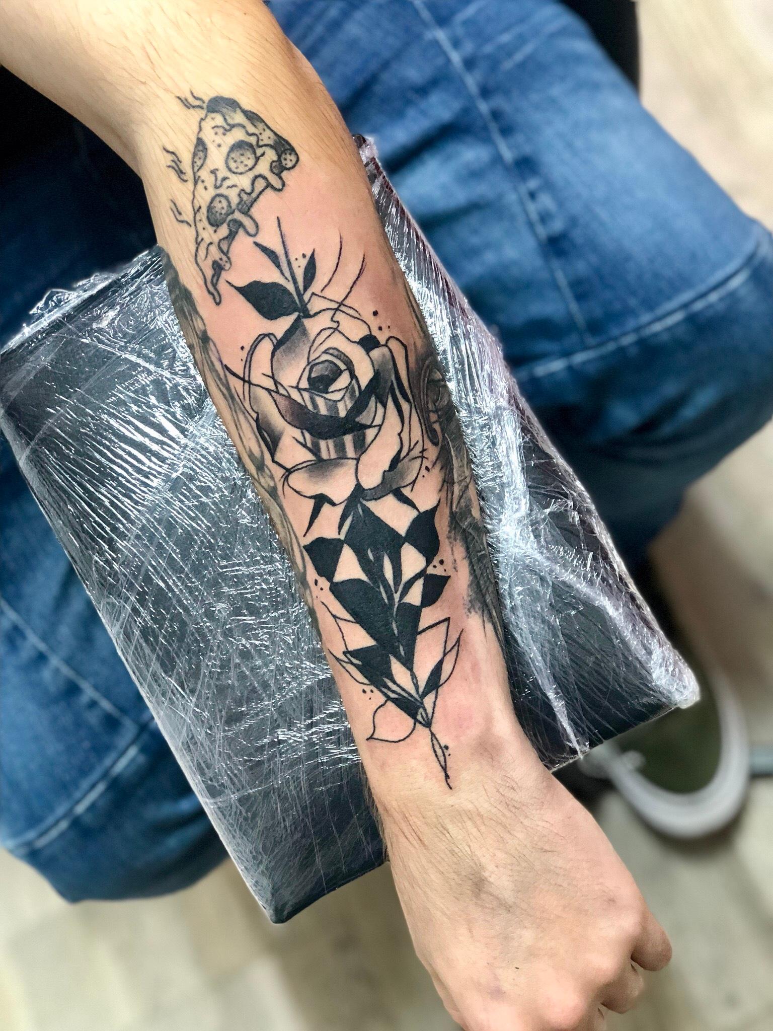 Inksearch tattoo Mariusz - Komodo Tattoo