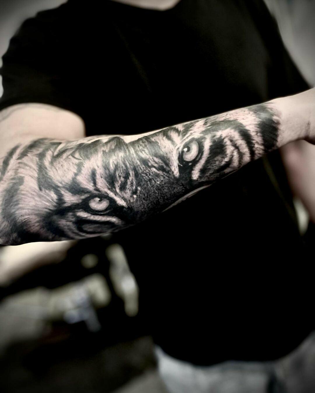 Inksearch tattoo Fade to Grey Tattoo