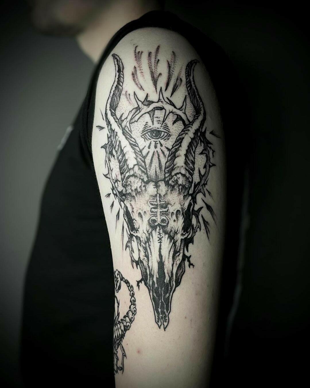 Inksearch tattoo Eterneco INK - Eliza Wiktorowicz