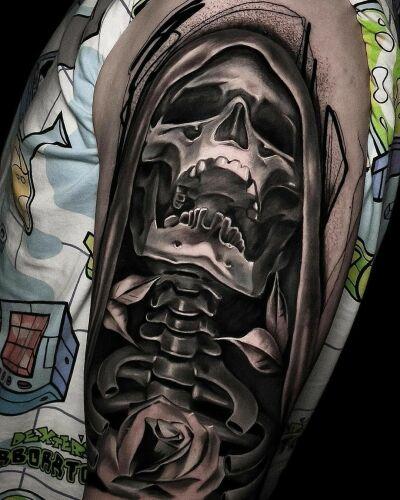 Mona Lisa Tattoo Kraków inksearch tattoo