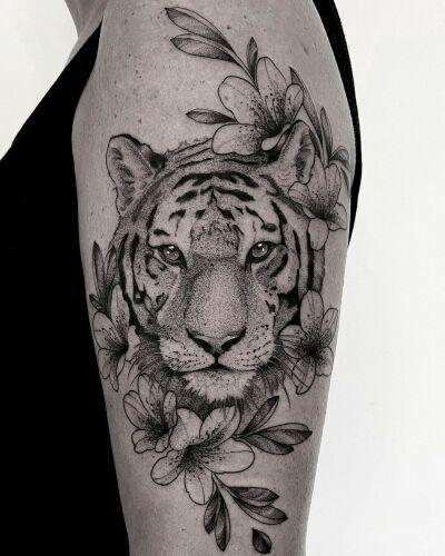 Karol Sutura inksearch tattoo