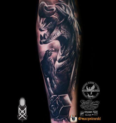 Max Pniewski inksearch tattoo