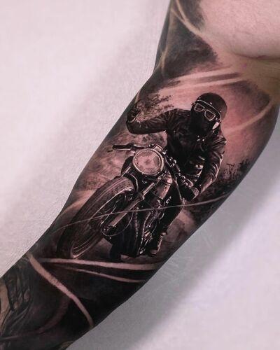 Alex Oberov inksearch tattoo