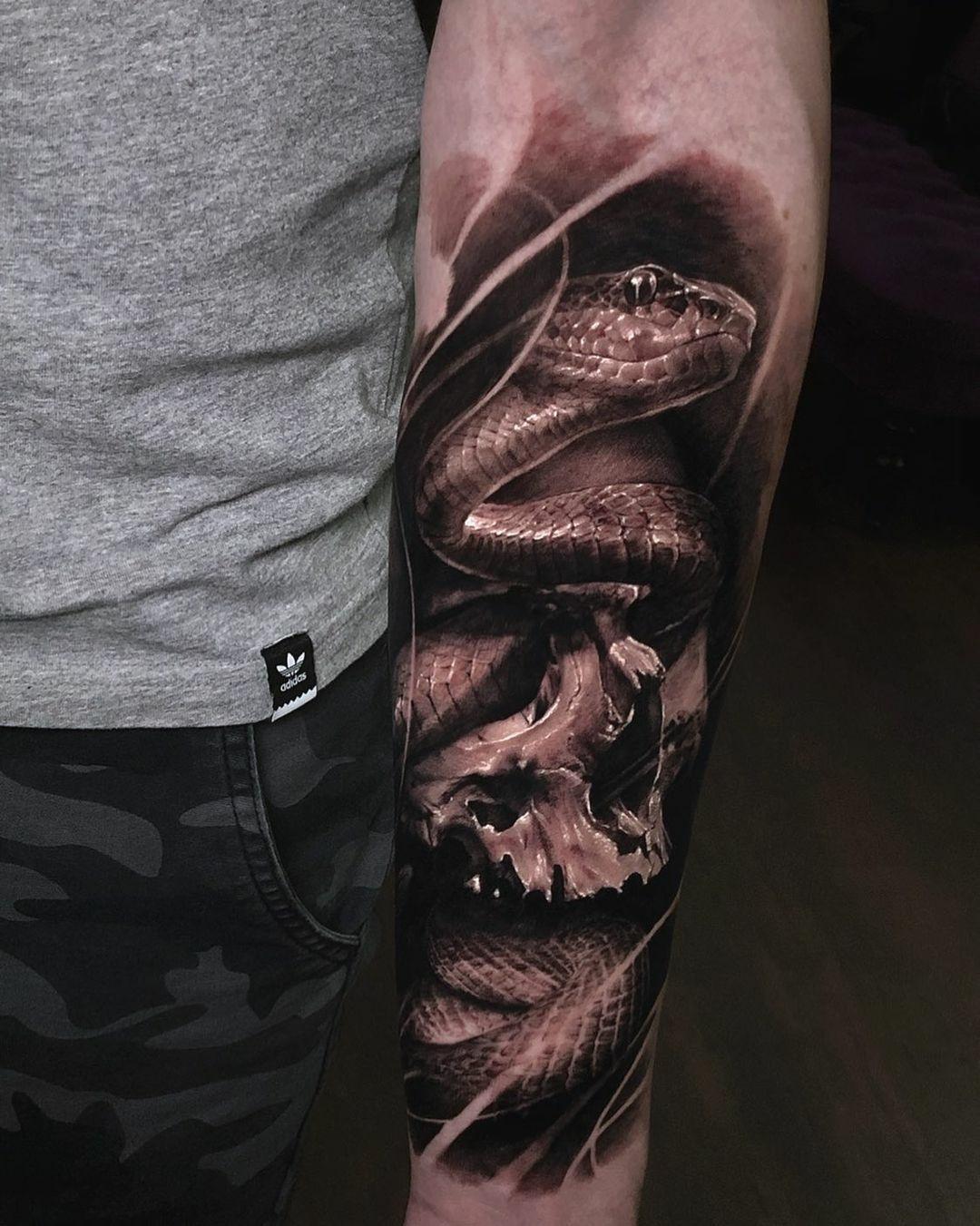Inksearch tattoo Alex Oberov